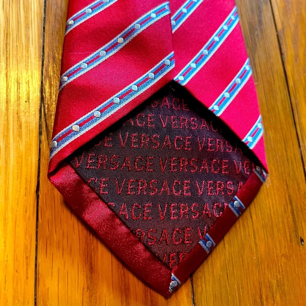 Versace Necktie Red 100% Silk - Picture 4 of 7